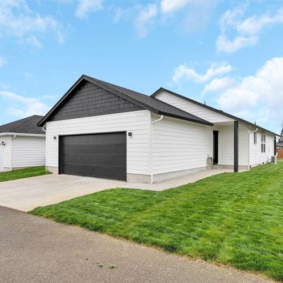 509 Herren Ave, Winlock, WA 98596