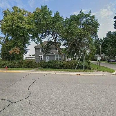 510 W Main St, Glenville, MN 56036