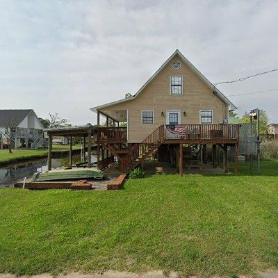 5107 Gulf St, Bay Saint Louis, MS 39520