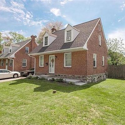 512 S Bishop Ave, Secane, PA 19018