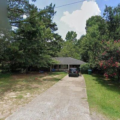 521 James St, Petal, MS 39465