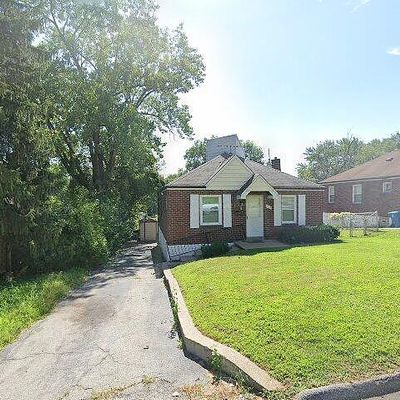 5222 Fletcher St, Saint Louis, MO 63136