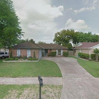 6218 Woodland Forest Dr, Houston, TX 77088