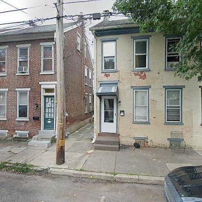 624 Chestnut St, Pottstown, PA 19464