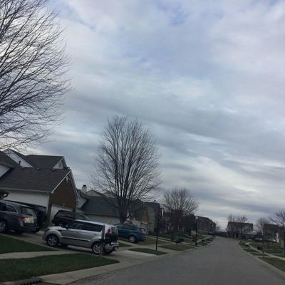 6311 Feather Run Dr, Indianapolis, IN 46237