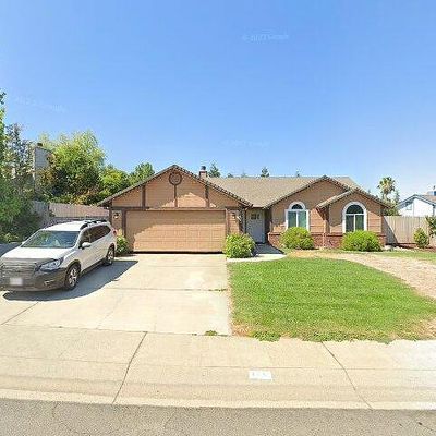 645 Springer Dr, Redding, CA 96003