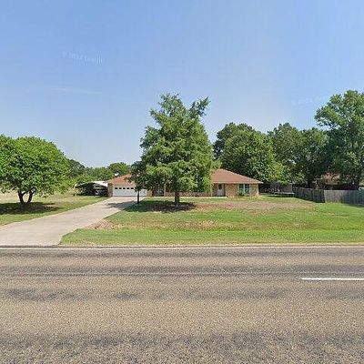 648 Daingerfield St, Pittsburg, TX 75686