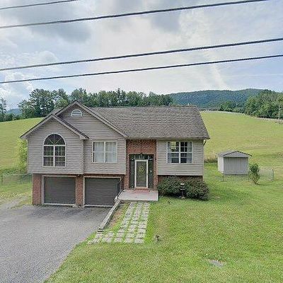 648 Dogwood Rd, Tazewell, VA 24651