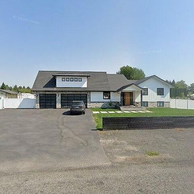 6512 N Rude St, Dalton Gardens, ID 83815