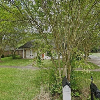 6553 Maple St, Zachary, LA 70791