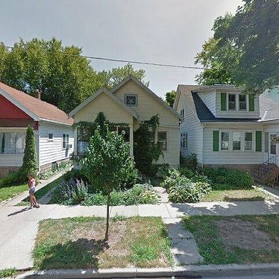 6925 Auburn Ave, Milwaukee, WI 53213