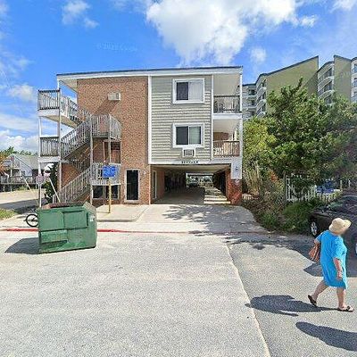 6 34th St, Ocean City, MD 21842