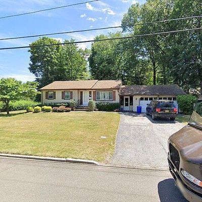 60 Erie Ave, Montvale, NJ 07645