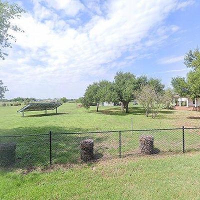 607 S 1 St St, Rosebud, TX 76570