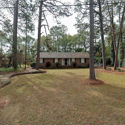 608 Azalea Dr, Tifton, GA 31794