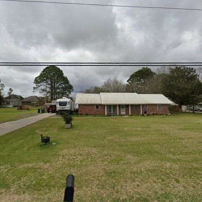 608 S Larriviere Rd, Youngsville, LA 70592