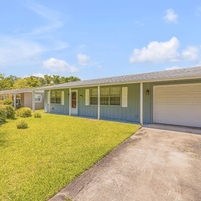 615 Richard St, New Smyrna Beach, FL 32168