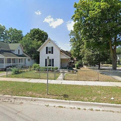 733 N Pine St, Lansing, MI 48906