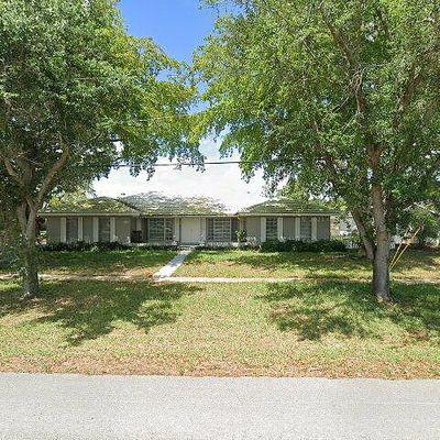 7381 Plantation Rd, Plantation, FL 33317