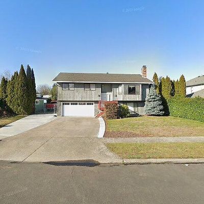 743 Sw 28 Th St, Troutdale, OR 97060