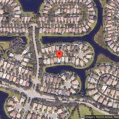 7598 Downwinds Ln, Lake Worth, FL 33467