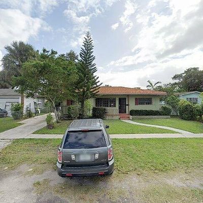 760 Ne 147 Th St, Miami, FL 33161