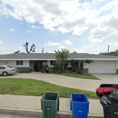 761 Mockingbird Ln, San Bernardino, CA 92404