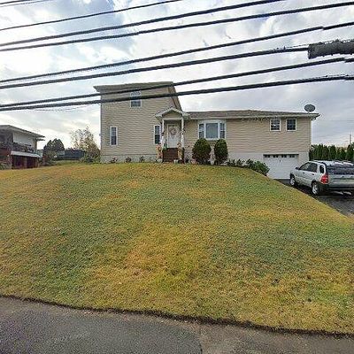 763 N Valley Ave, Olyphant, PA 18447