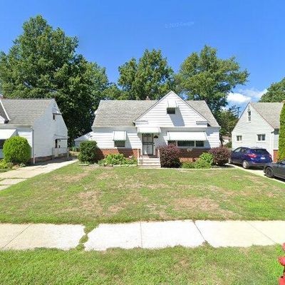 768 Pendley Rd, Willowick, OH 44095