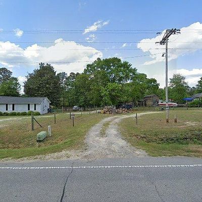 7750 Overhills Rd, Spring Lake, NC 28390