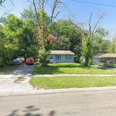 7911 E 51 St St, Kansas City, MO 64129