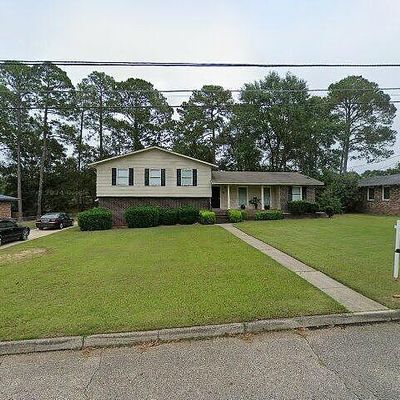 714 Crimson Ct, Dothan, AL 36303