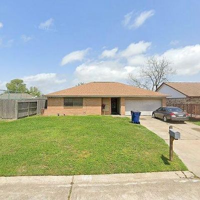 7222 Plover Cir, Texas City, TX 77591