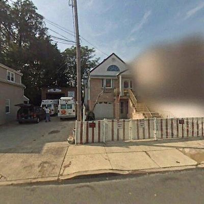 86 W 21 St St, Bayonne, NJ 07002