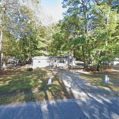 8729 Marlfield Rd, Gloucester, VA 23061