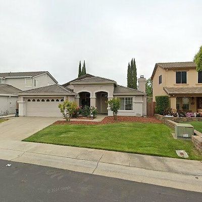 8795 Monterey Oaks Dr, Elk Grove, CA 95758