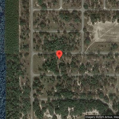 90 Malauka Trl, Ocklawaha, FL 32179