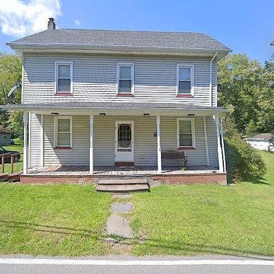 900 Boulder Dr, Mount Bethel, PA 18343