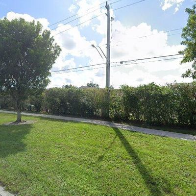 901 Sw 109 Th Ave, Pembroke Pines, FL 33025