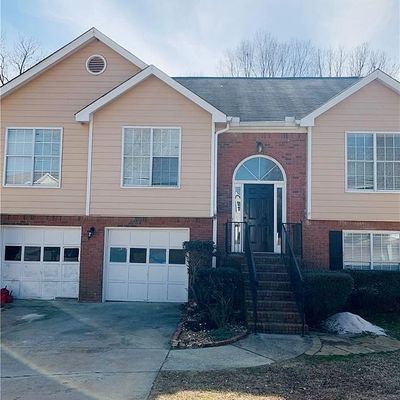 915 Sugar Meadow Dr, Sugar Hill, GA 30518