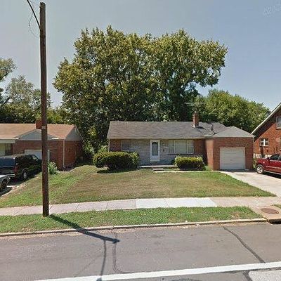 9219 Halls Ferry Rd, Saint Louis, MO 63136