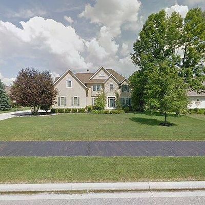 8204 Campden Lakes Blvd, Dublin, OH 43016