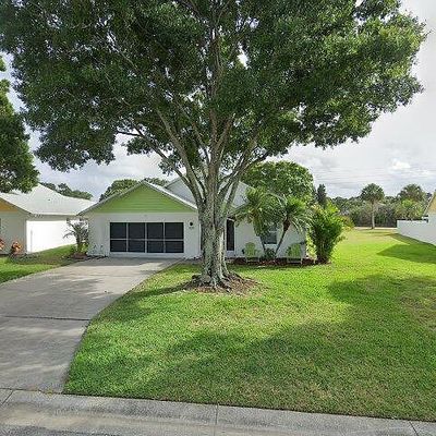 829 Villa Dr, Melbourne, FL 32940