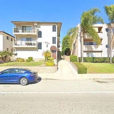 956 W 9th St, San Pedro, CA 90731