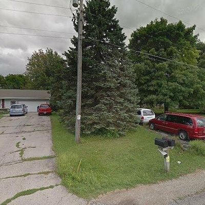 N1624 Meadowview Dr, Greenville, WI 54942