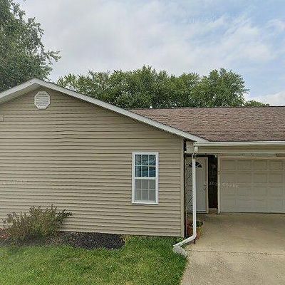 108 Miller Ave, London, OH 43140