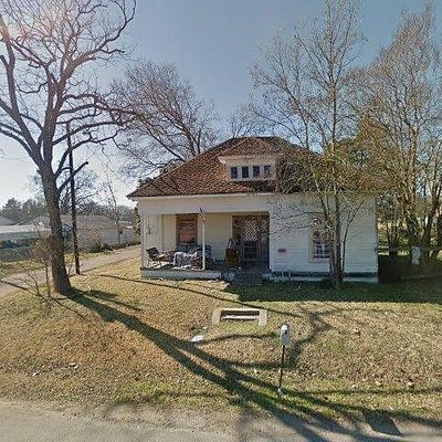 110 Mill St, Cumby, TX 75433