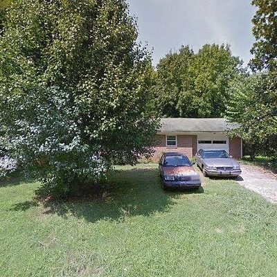 110 Mimosa St, Morganton, NC 28655