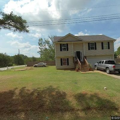 111 Elder Dr, Social Circle, GA 30025