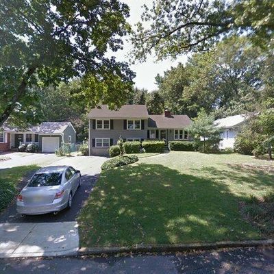 1114 Concord Dr, Haddonfield, NJ 08033